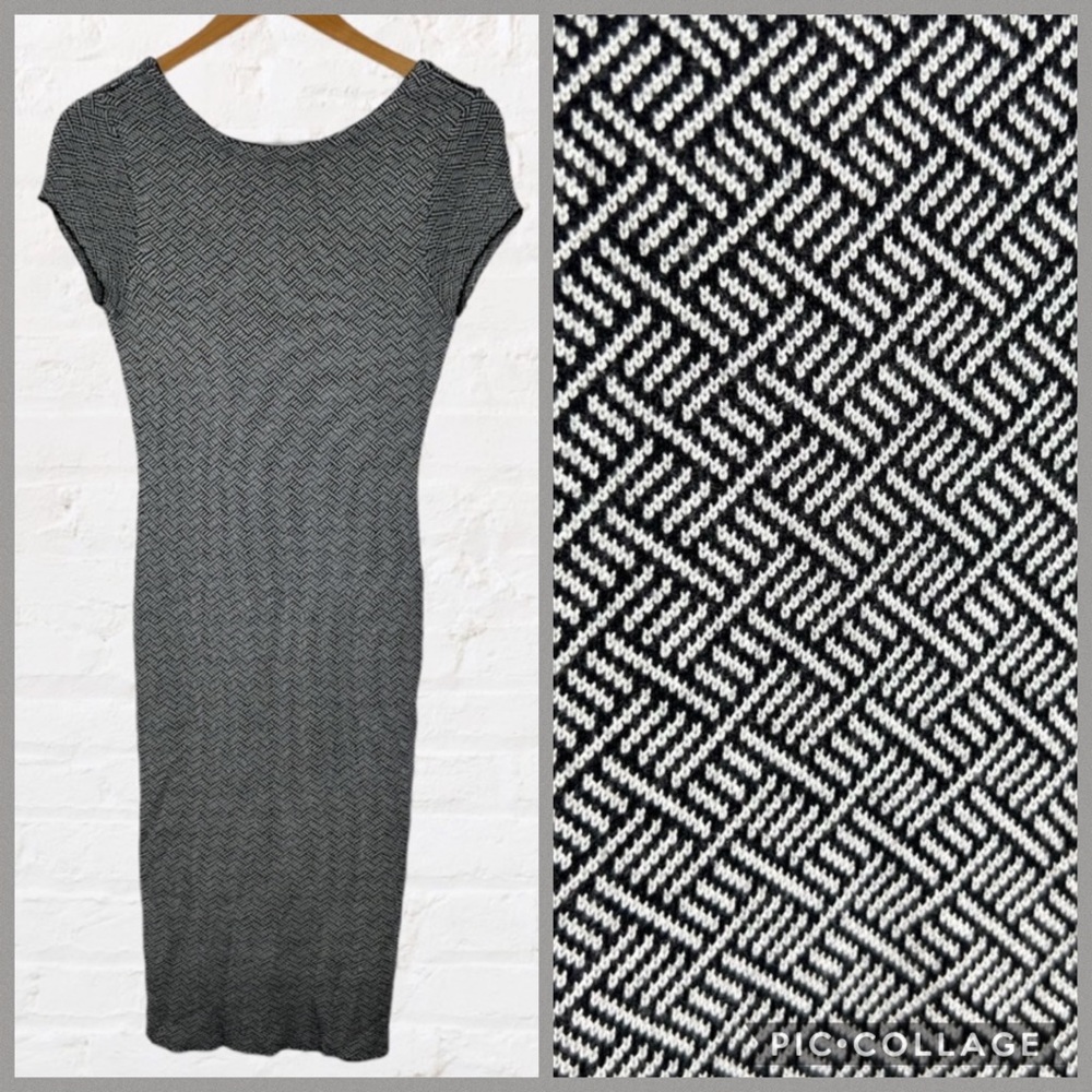 Zara Knit Dress Herringbone Pattern Size medium but I think runs small